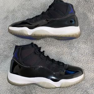 SPACE JAM JORDAN 11’s